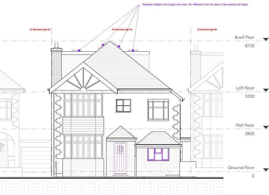 Architectural drawing of a house with detailed dimensions and annotations.